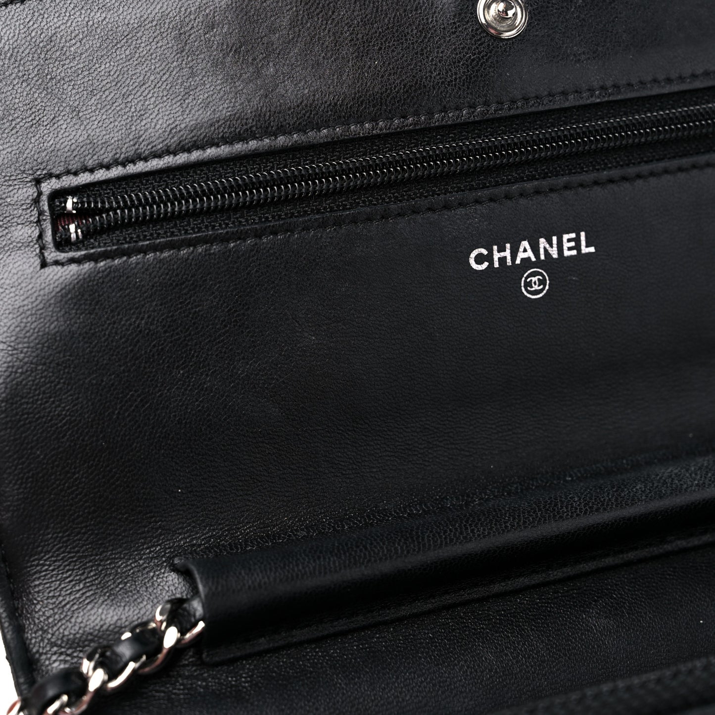 Lambskin Quilted Wallet On Chain WOC Black