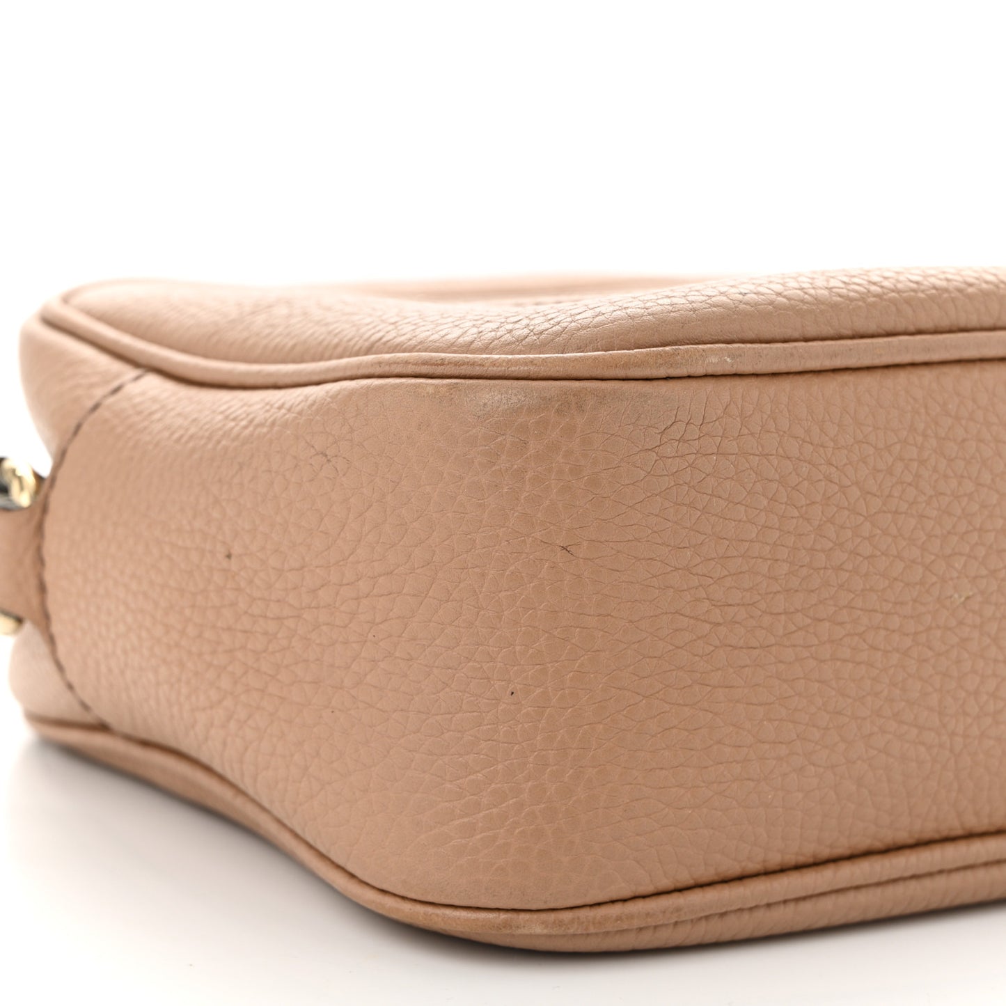 Pebbled Calfskin Small Soho Disco Bag Camelia