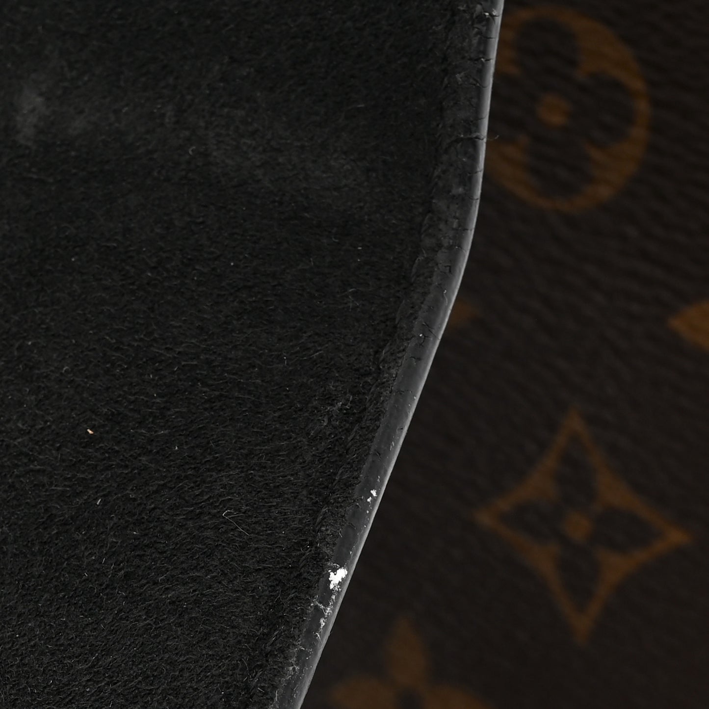 Monogram Locky BB Black