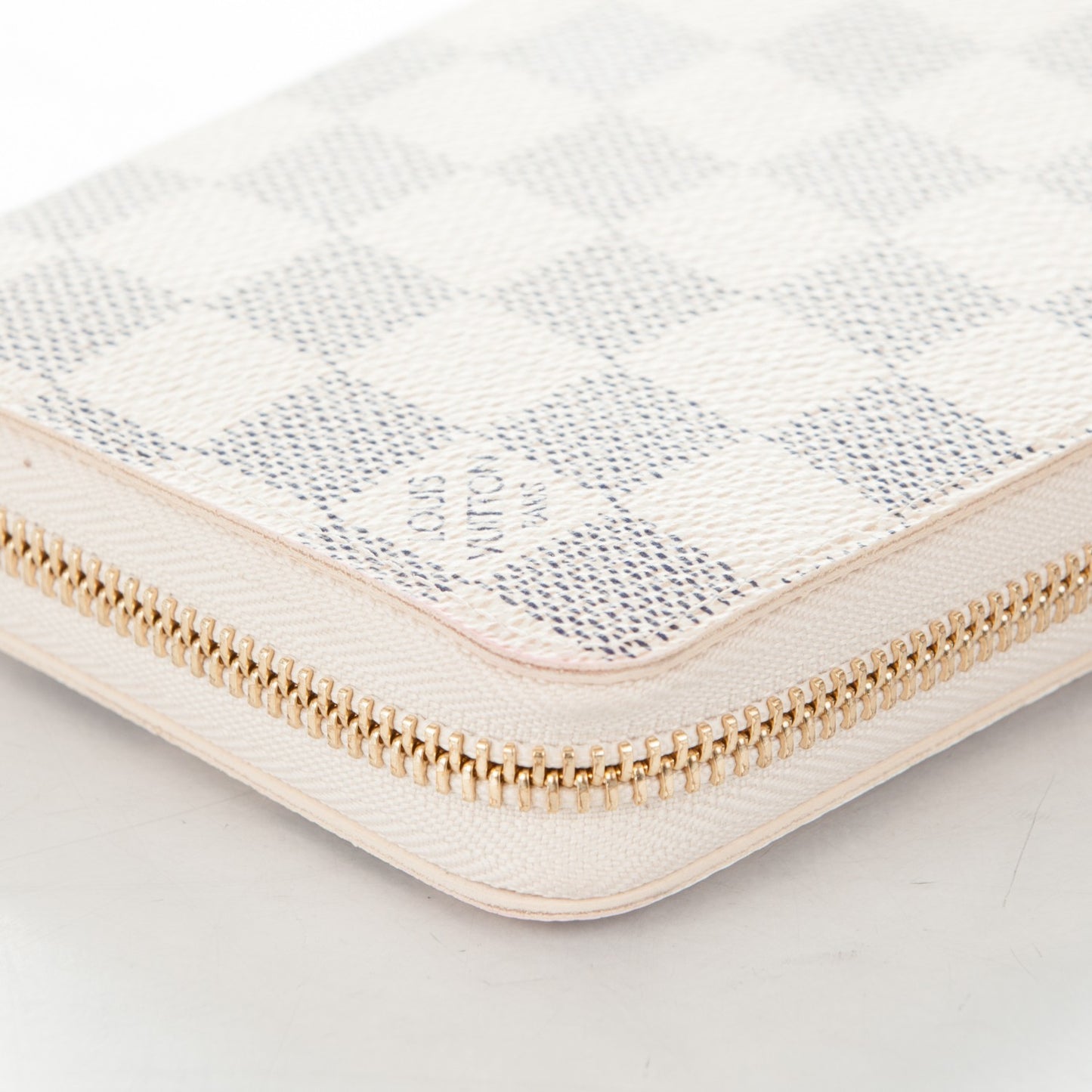 Damier Azur Zippy Wallet