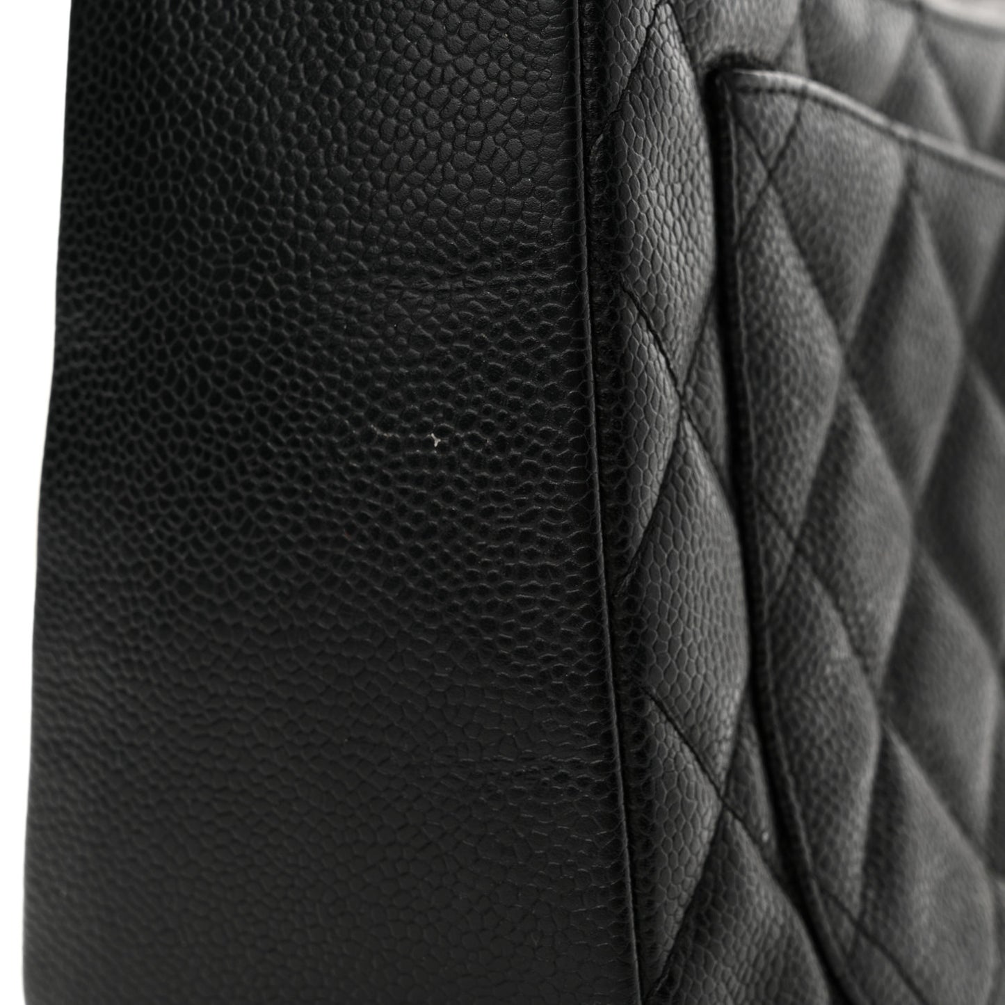Caviar Quilted Timeless CC Shoulder Bag Black