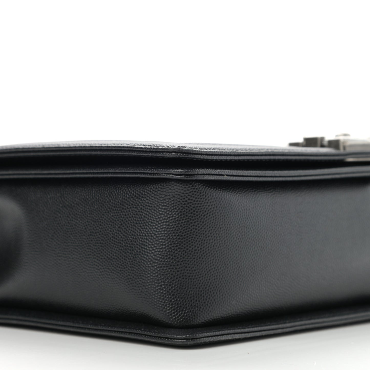 Caviar Quilted Large Boy Flap Black