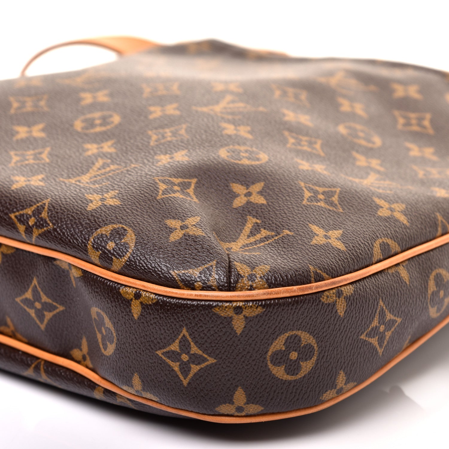 Louis Vuitton Monogram Odeon MM 7 of 9
