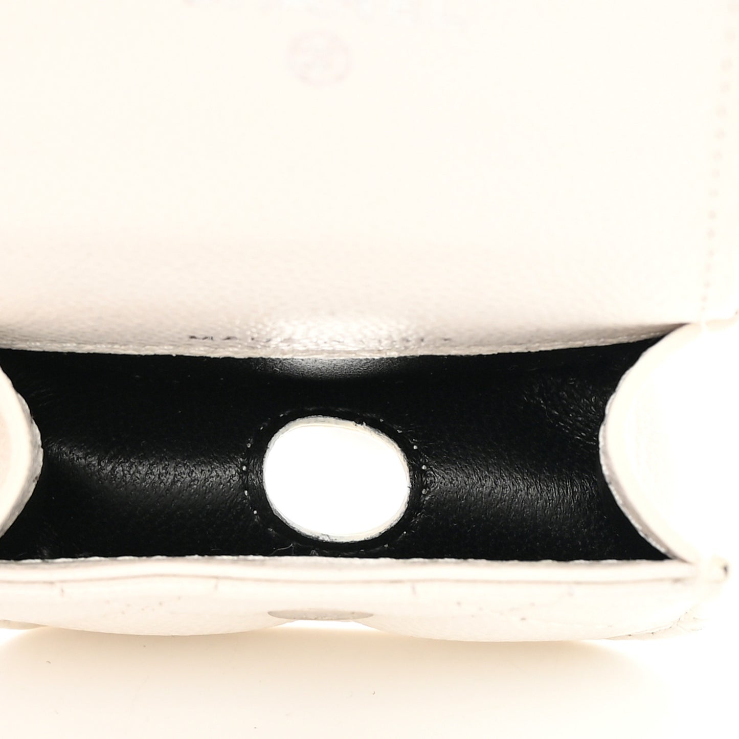 Caviar Quilted Airpods Pro Holder Belt White