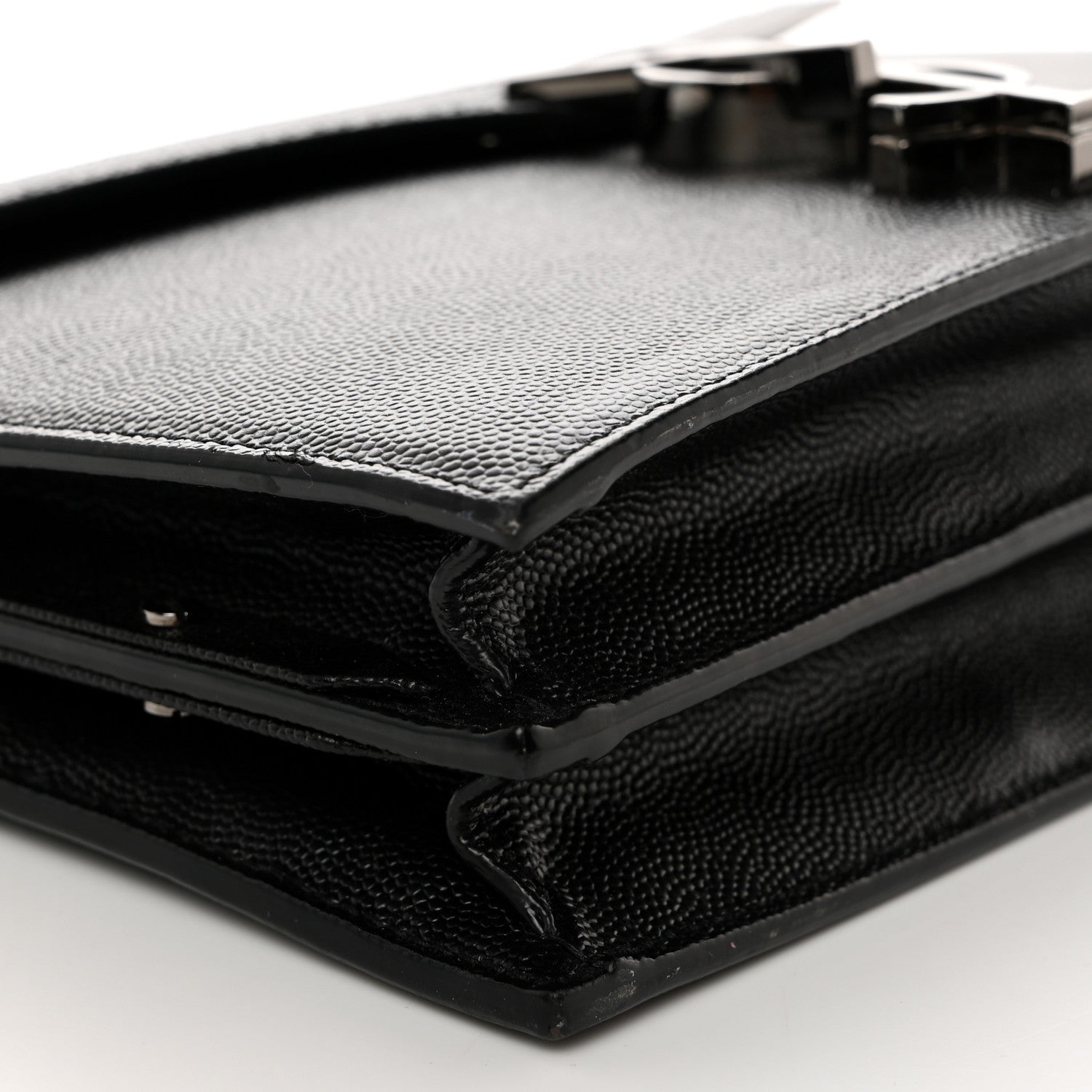 Saint Laurent Grain De Poudre Monogram Cassandra Clasp Bag Black 10 of 11