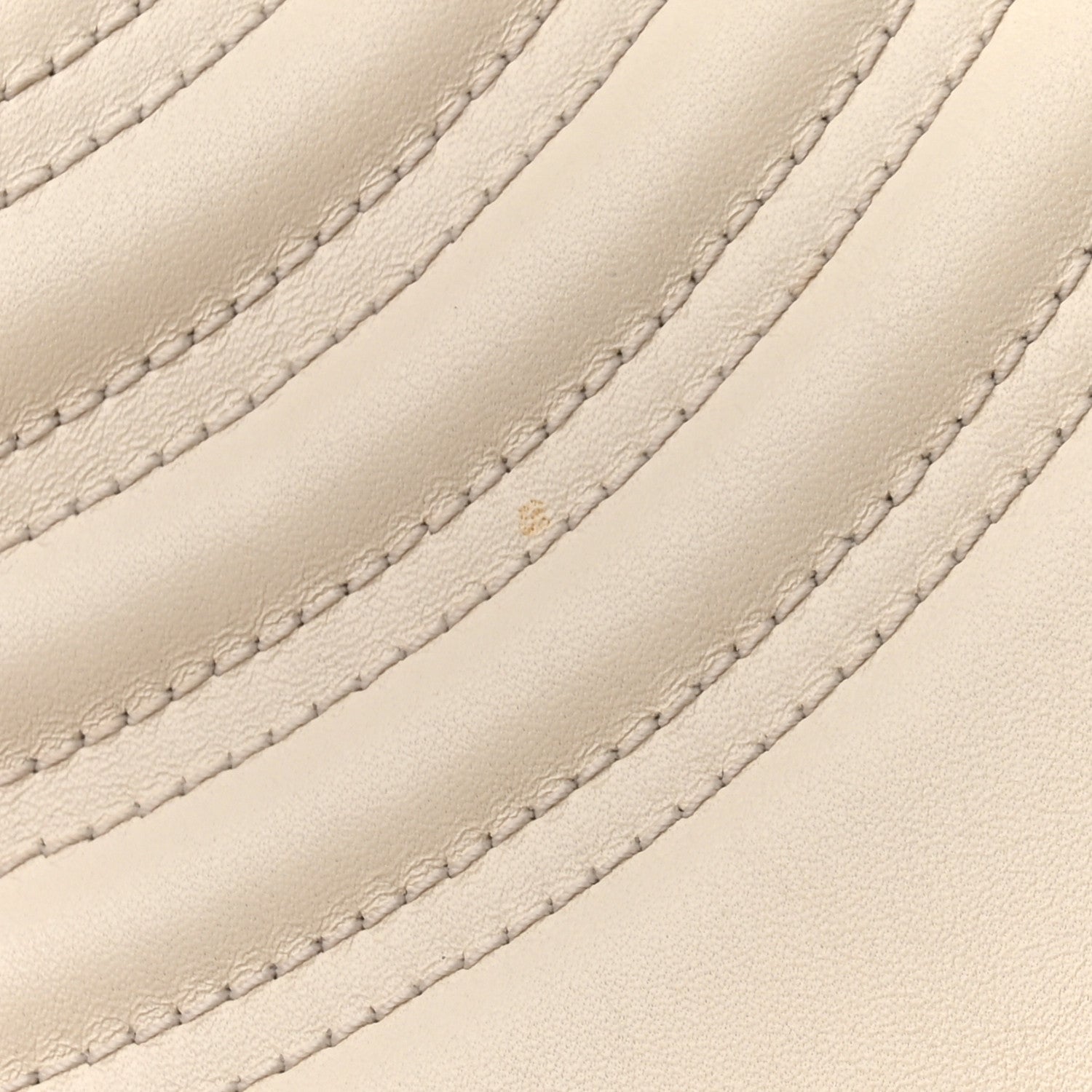Gucci Calfskin Matelasse Small GG Marmont Shoulder Bag White 11 of 11