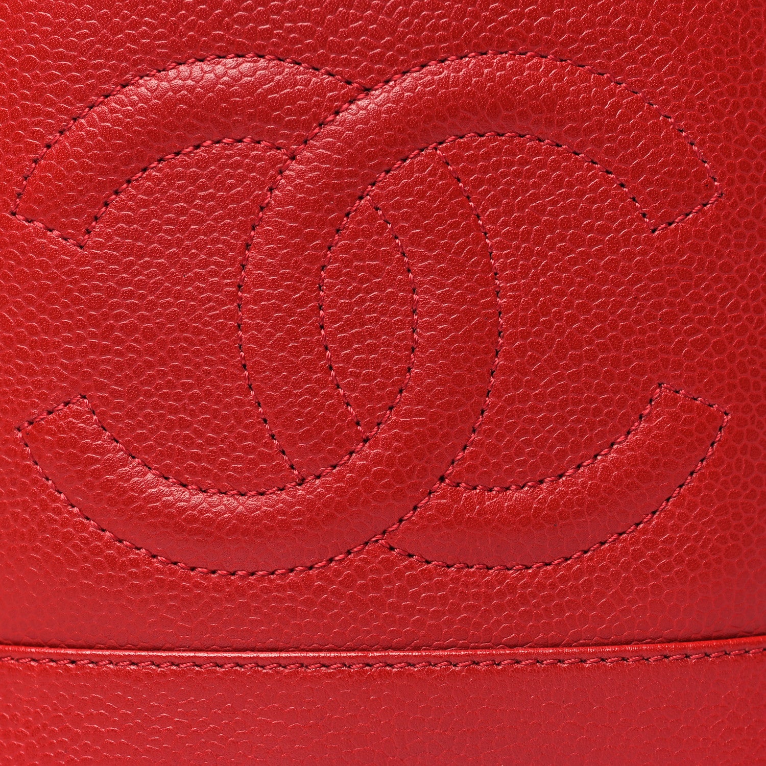 Chanel Caviar Vanity Cosmetic Case Red 9 of 11