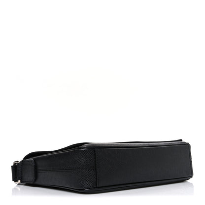 Louis Vuitton Taiga District PM Black 4 of 9