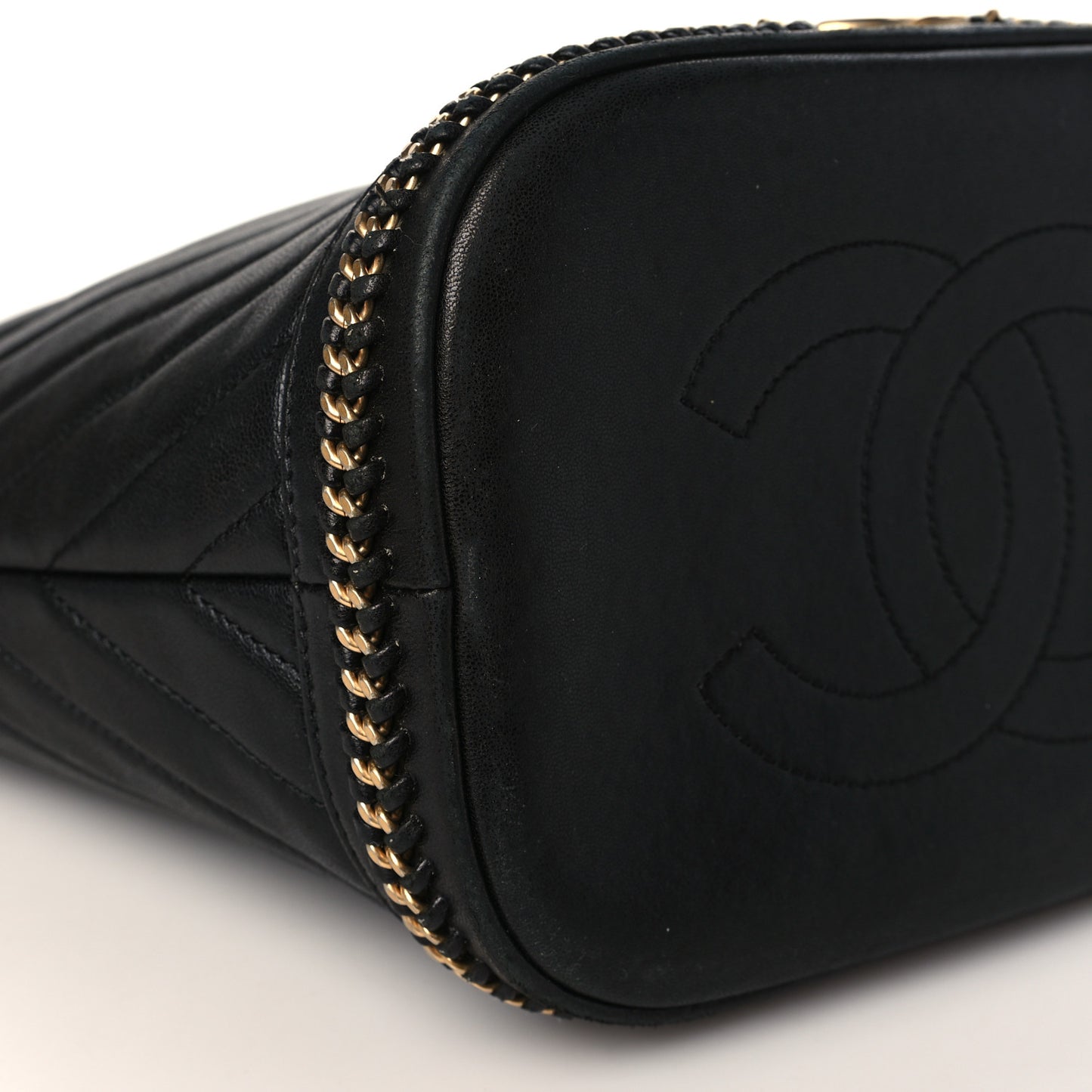Sheepskin Chevron Quilted Drawstring Bag Black