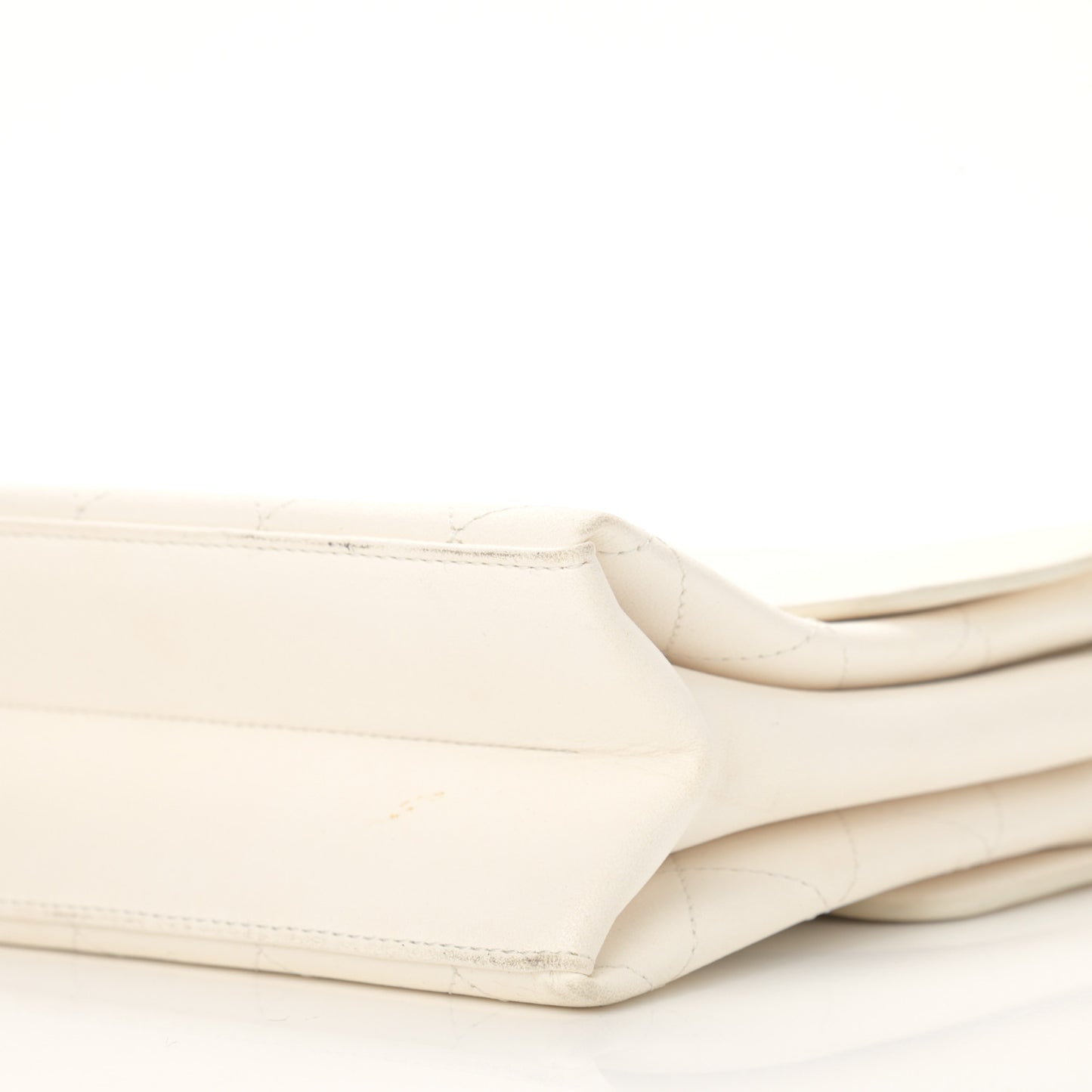 Lambskin Quilted Medium Coco Lux Flap Beige