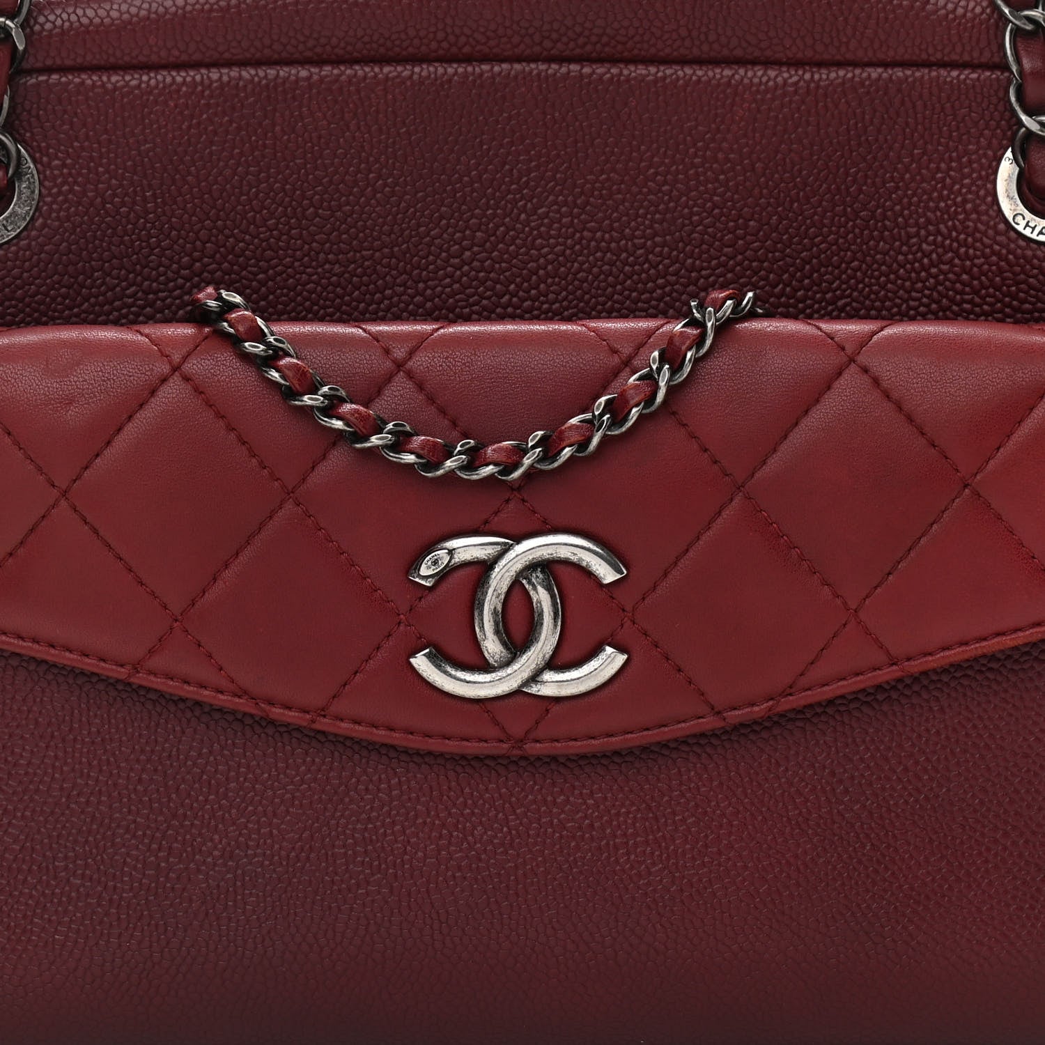 Chanel Caviar Lambskin Quilted Coco Break Camera Case Red 11 of 19