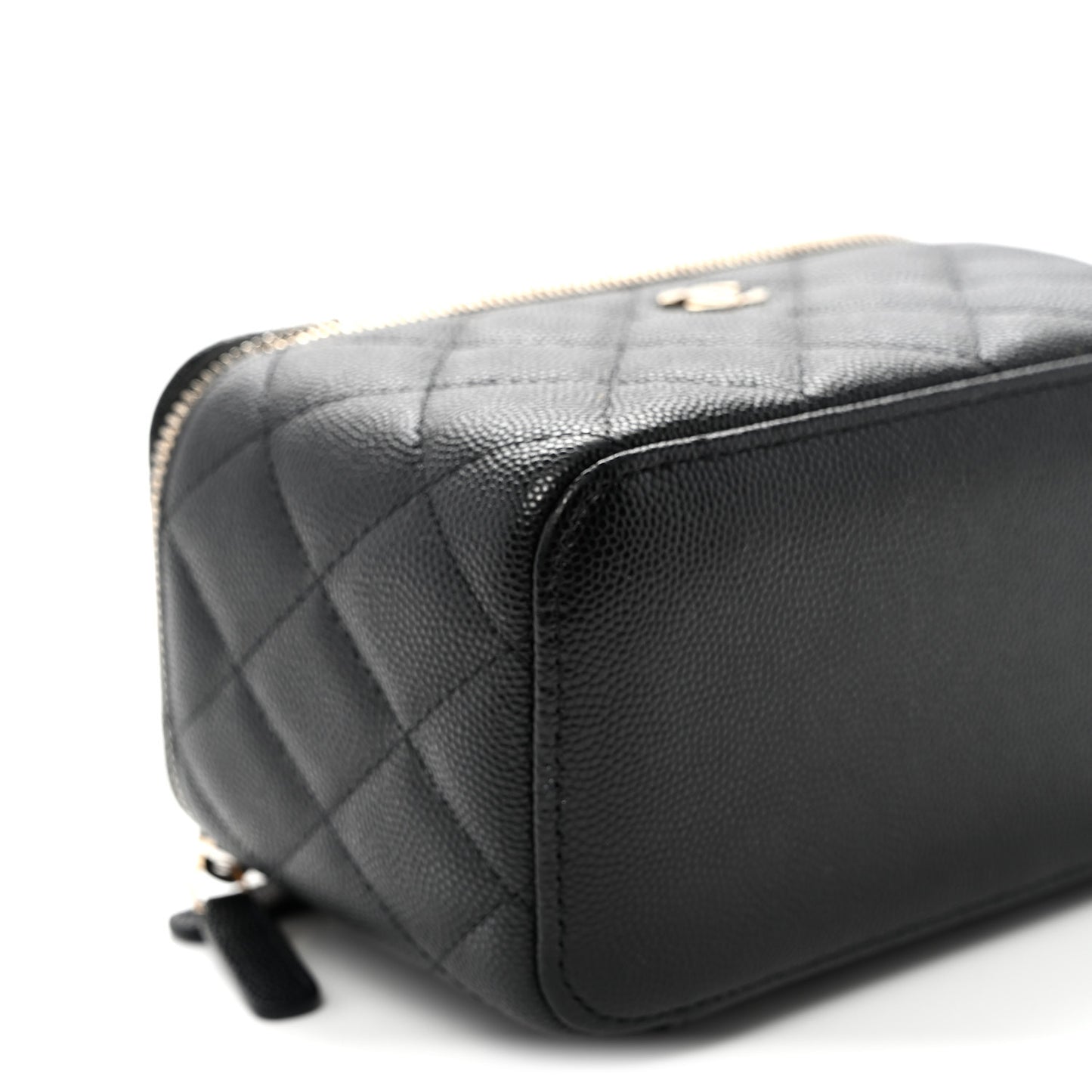 Caviar Quilted Small Vanity Case With Chain Black