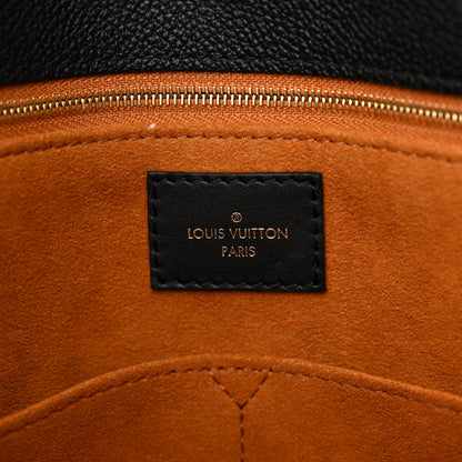 Louis Vuitton Empreinte Monogram Giant OnTheGo MM Black 6 of 14