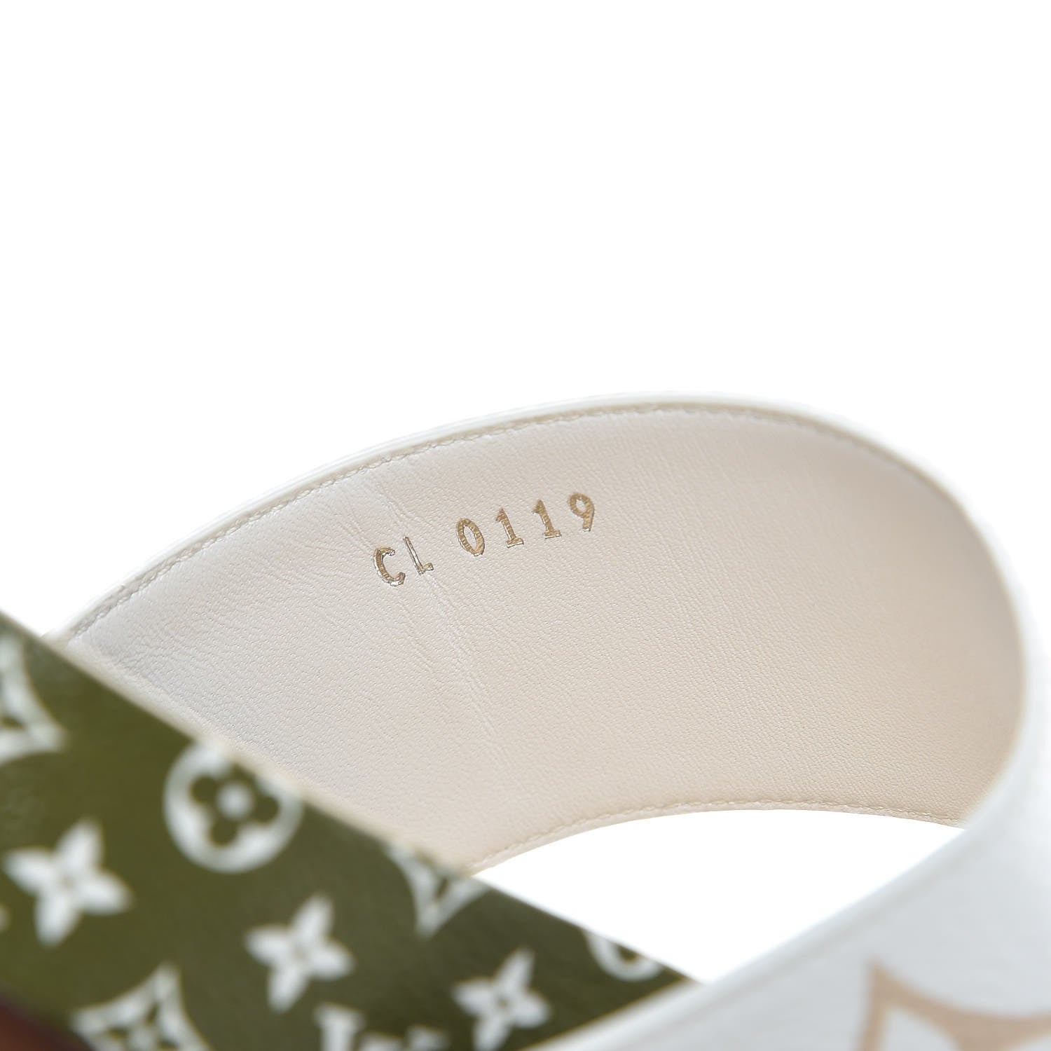 Louis Vuitton Monogram Giant Bom Dia Flat Mule Sandals 37 White Moka 8 of 12