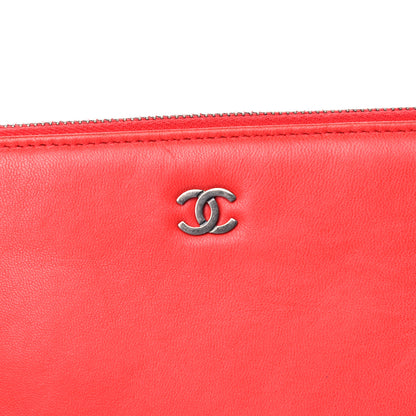Chanel Calfskin Patent Quilted Medium Cosmetic Case Red 10 of 12