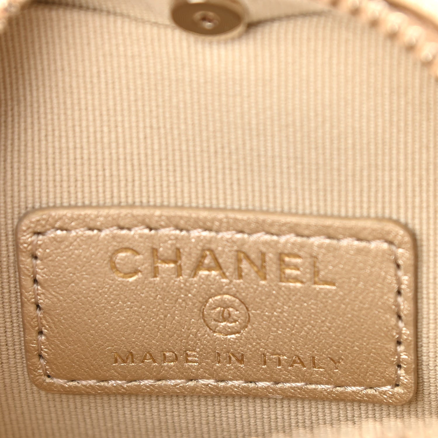 Chanel Metallic Lambskin Quilted CC In Love Heart Coin Purse With Chain Gold 6 of 11