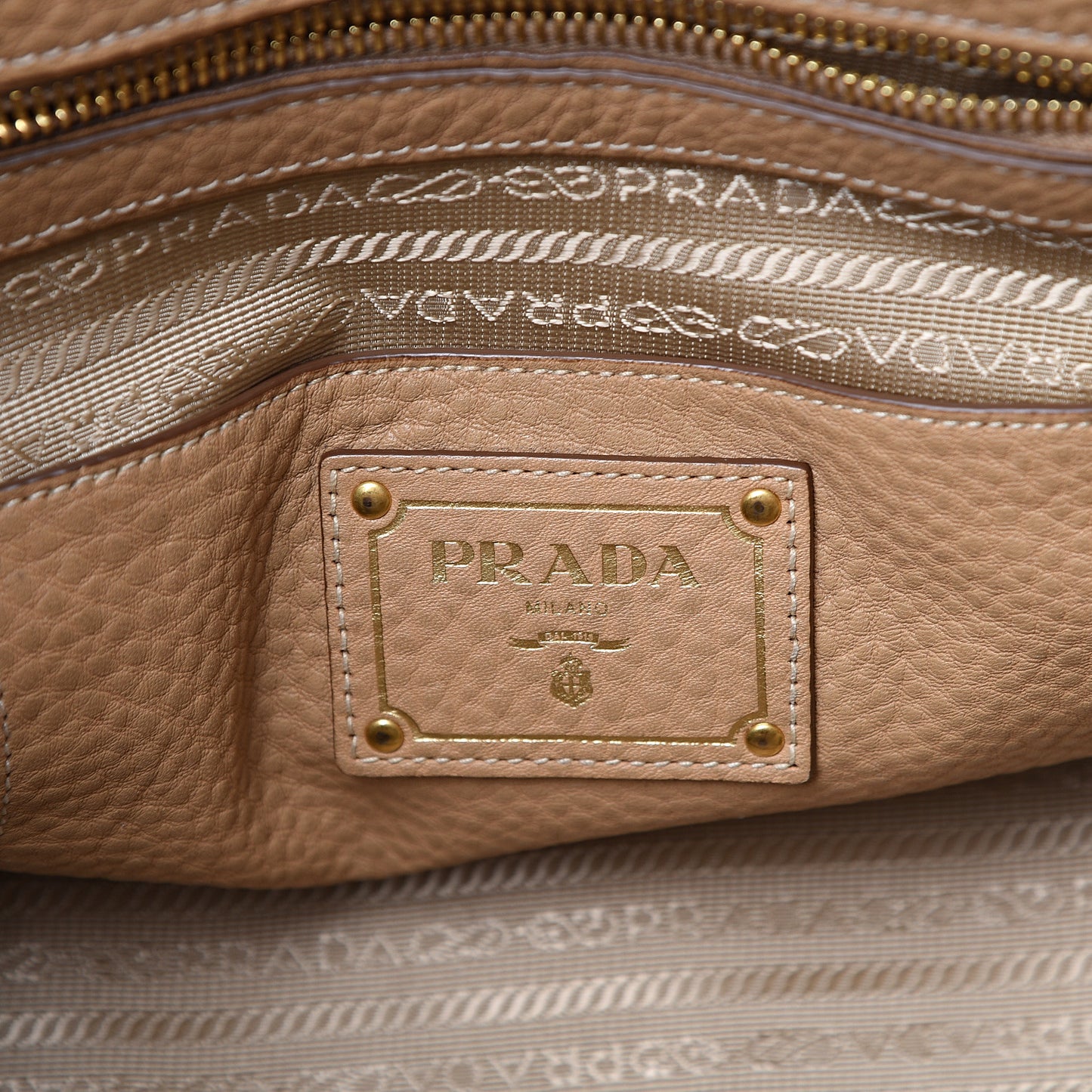 Vitello Phenix Shopping Tote Sabbia