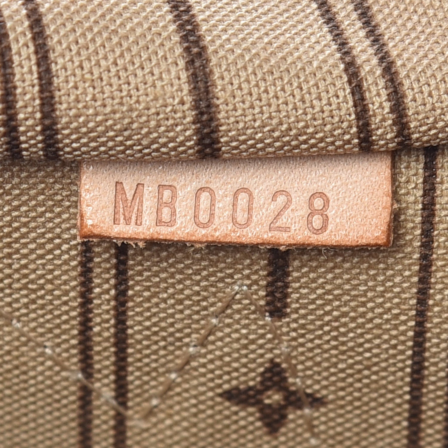 Louis Vuitton Monogram Neverfull PM 9 of 25