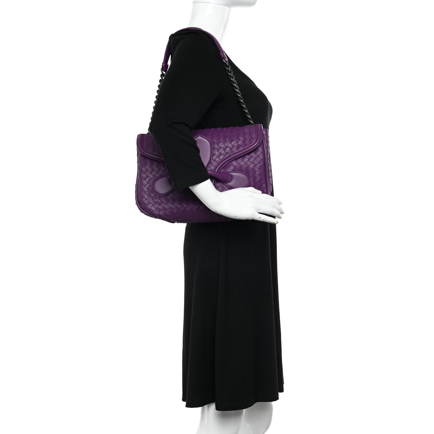 Bottega Veneta Nappa Intrecciato Rialto Shoulder Bag Monalisa 2 of 10