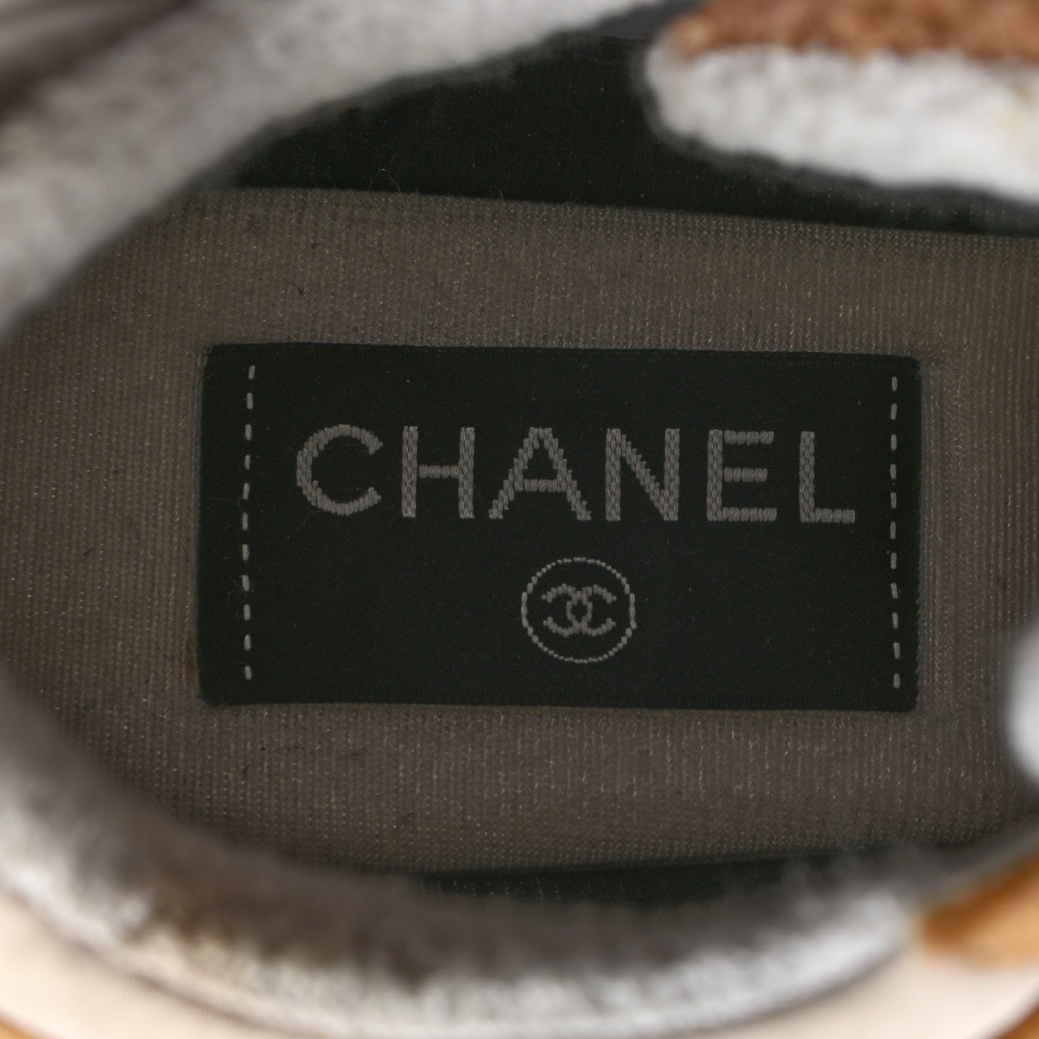 Chanel Suede Tweed Felt CC Sneakers 39 Beige 7 of 7