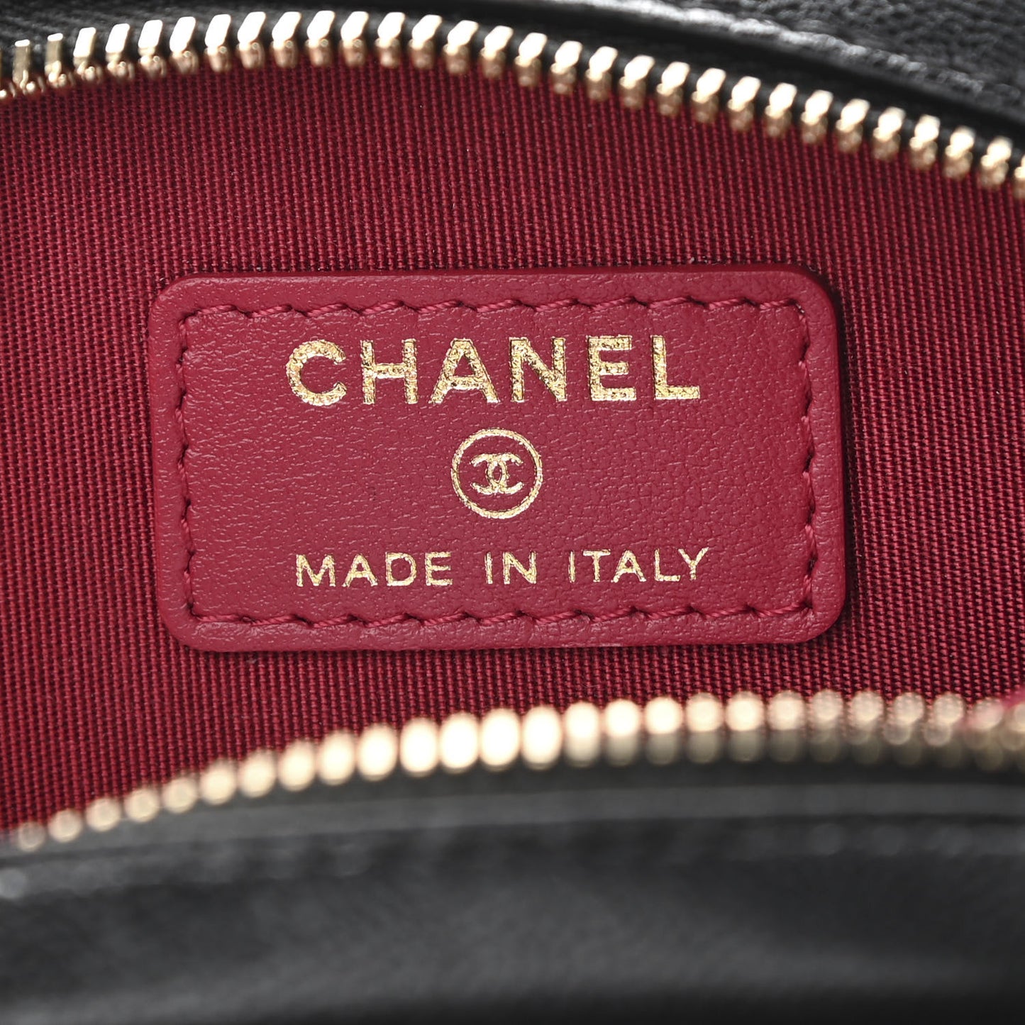 Lambskin Quilted Chanel 19 Zip Phone Case Black