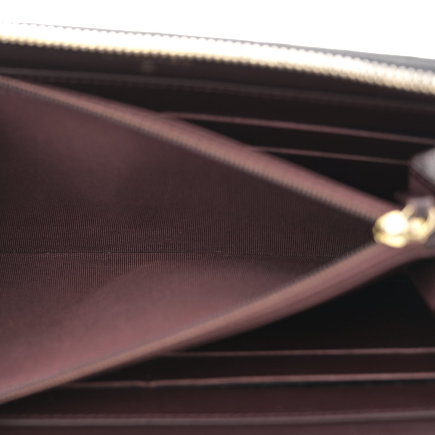 Caviar Quilted Large Gusset Zip Around Wallet Black
