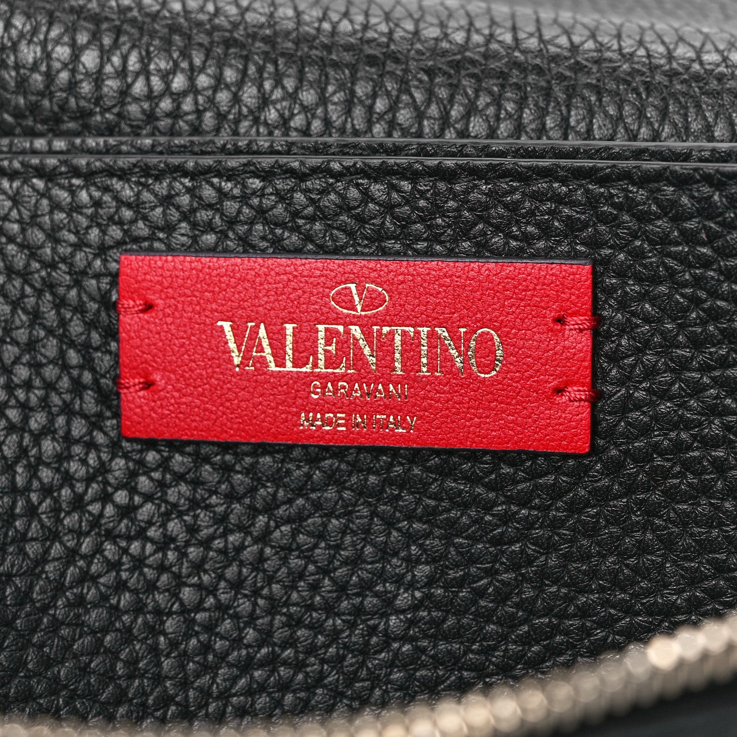 Valentino Garavani Pebbled Calfskin Rockstud Flap Wallet On Chain Black 6 of 11