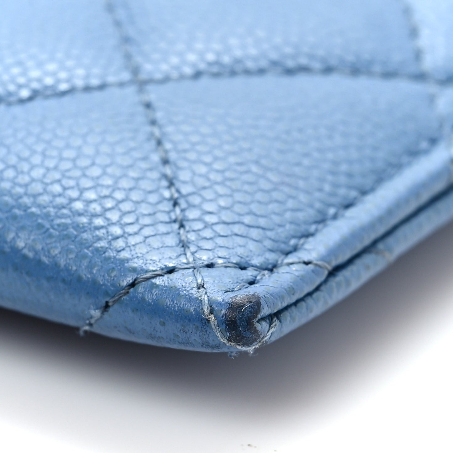 Caviar Quilted Card Holder Blue