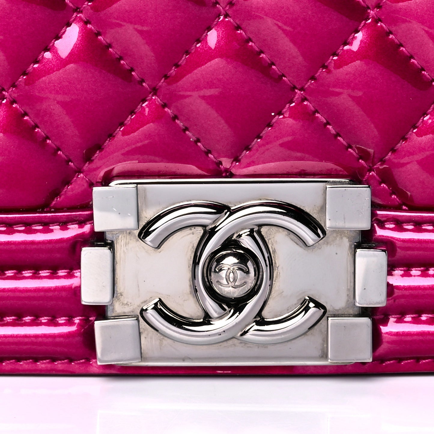 Metallic Patent Calfskin Quilted Medium Boy Flap Pink