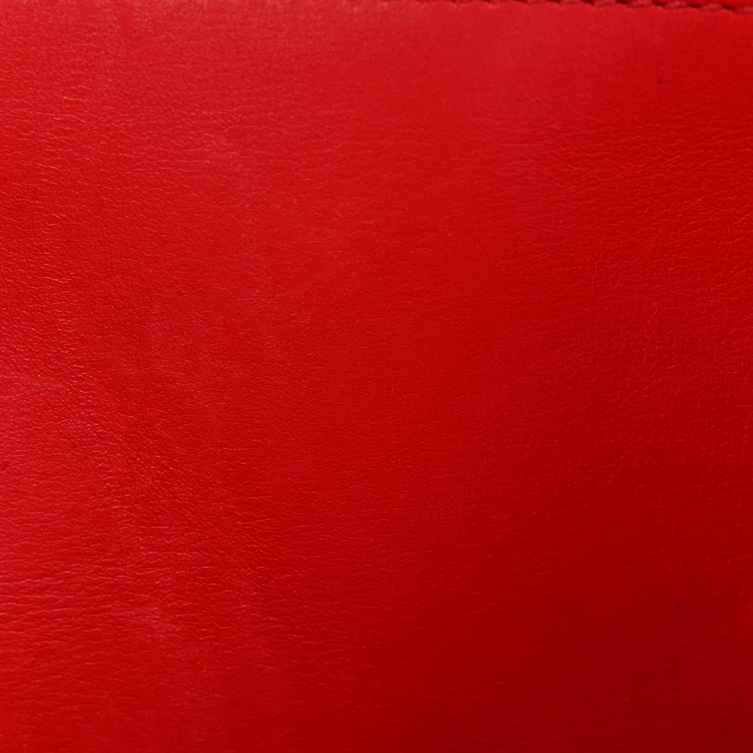 Louis Vuitton Taurillon City Steamer MM Rubis 21 of 24