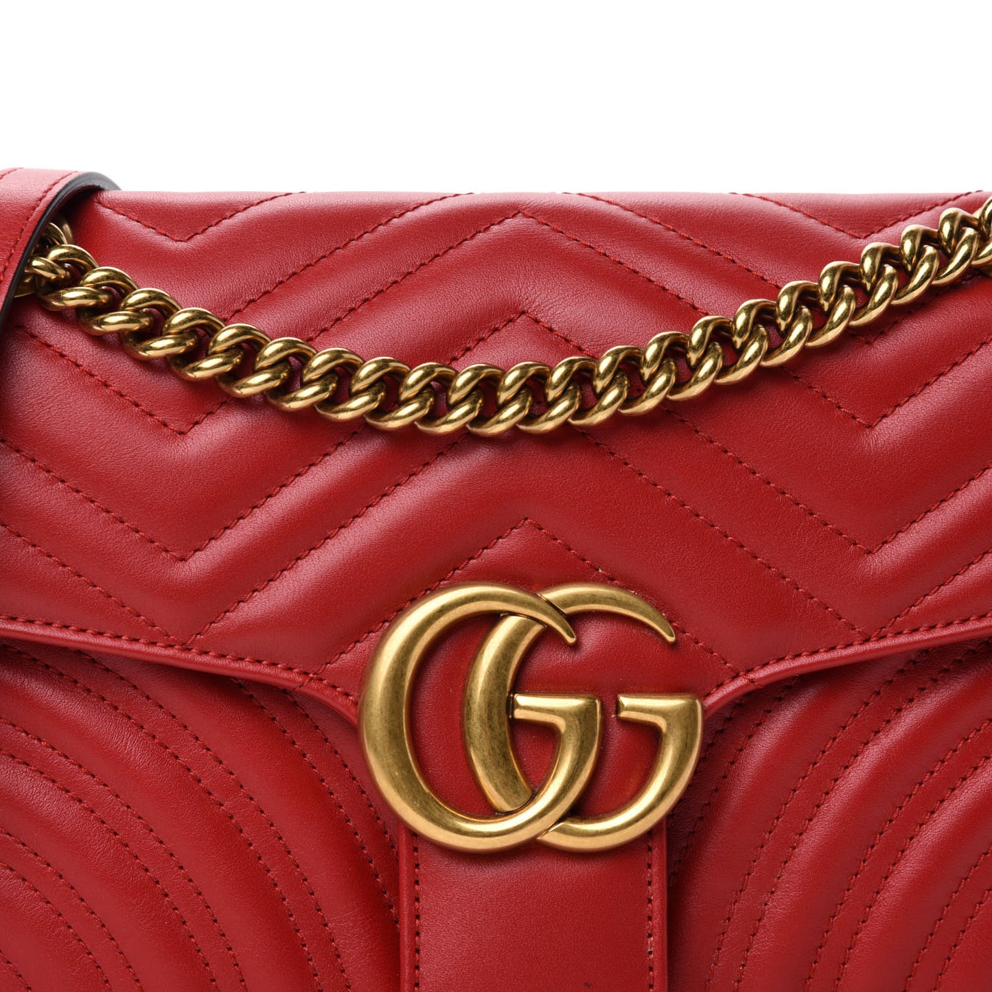 Calfskin Matelasse Small GG Marmont Shoulder Bag Hibiscus Red