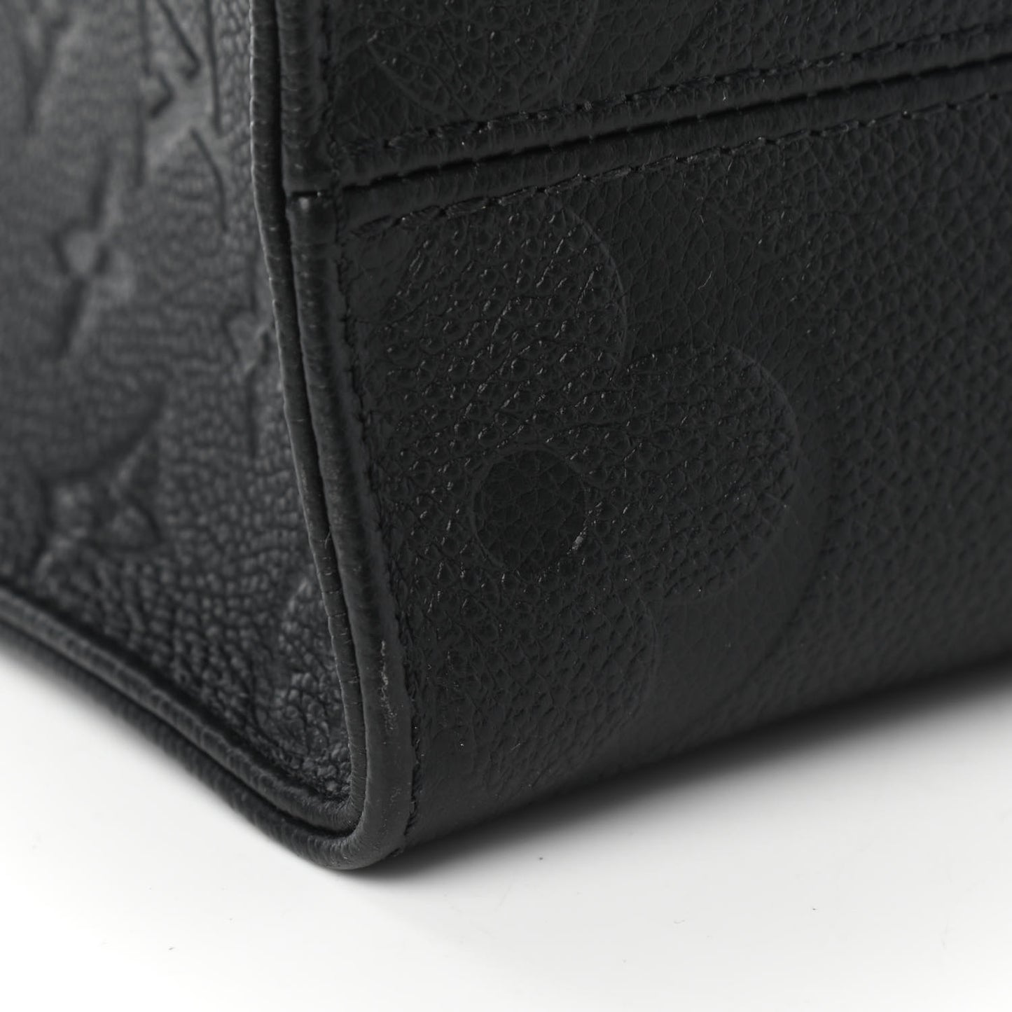 Empreinte Monogram Giant Onthego PM Black