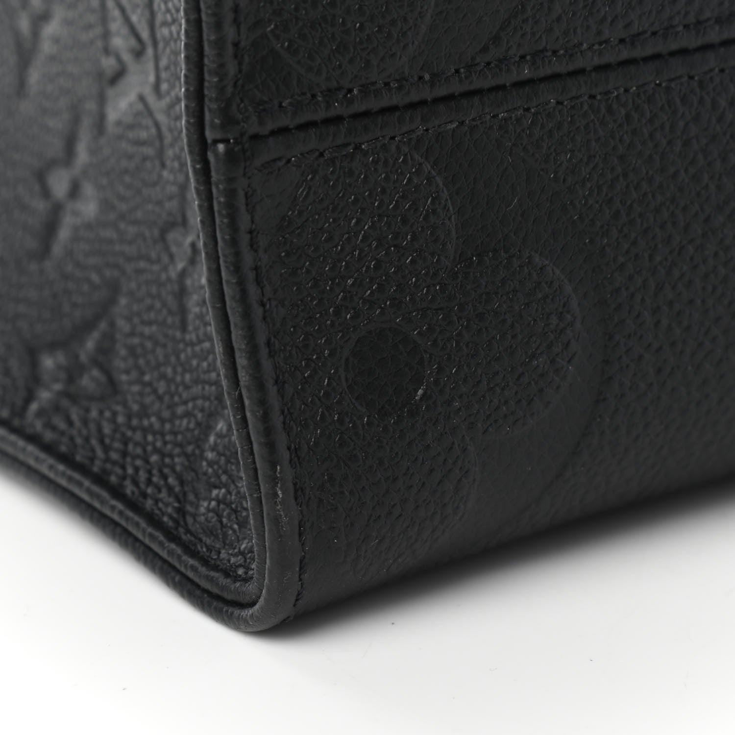 Louis Vuitton Empreinte Monogram Giant Onthego PM Black 7 of 13