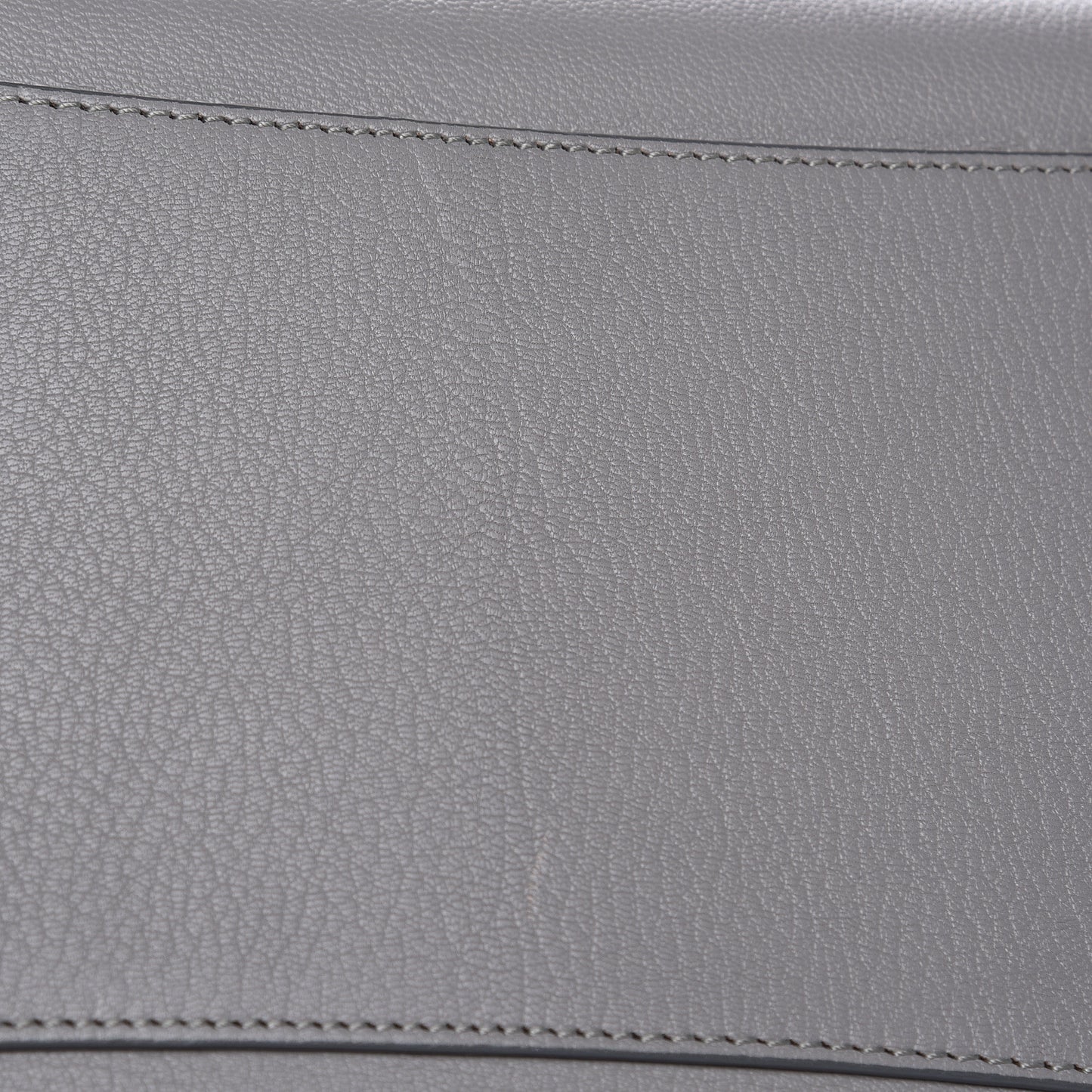 Sugar Goatskin Medium Antigona Pearl Grey