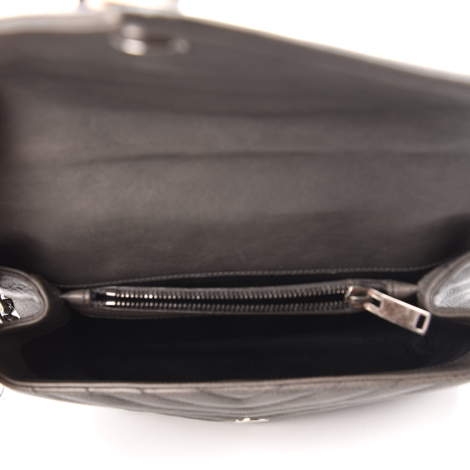 Saint Laurent Sheepskin Matelasse Chevron Monogram Medium College Bag Light Coal 5 of 9