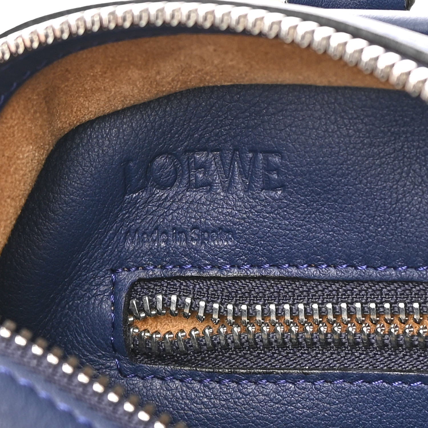 Loewe Calfskin Amazona 28 Marine 6 of 14
