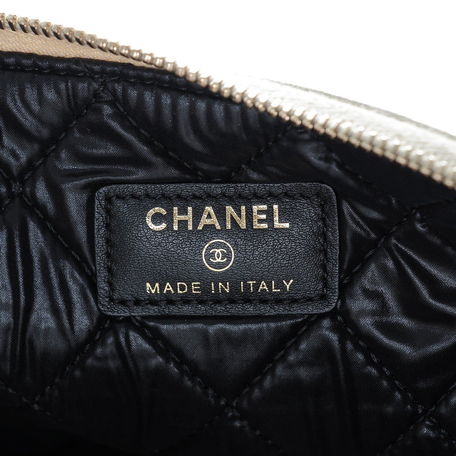 Chanel Metallic Goatskin Lambskin Medium Boy Cosmetic Case Black Gold 6 of 7