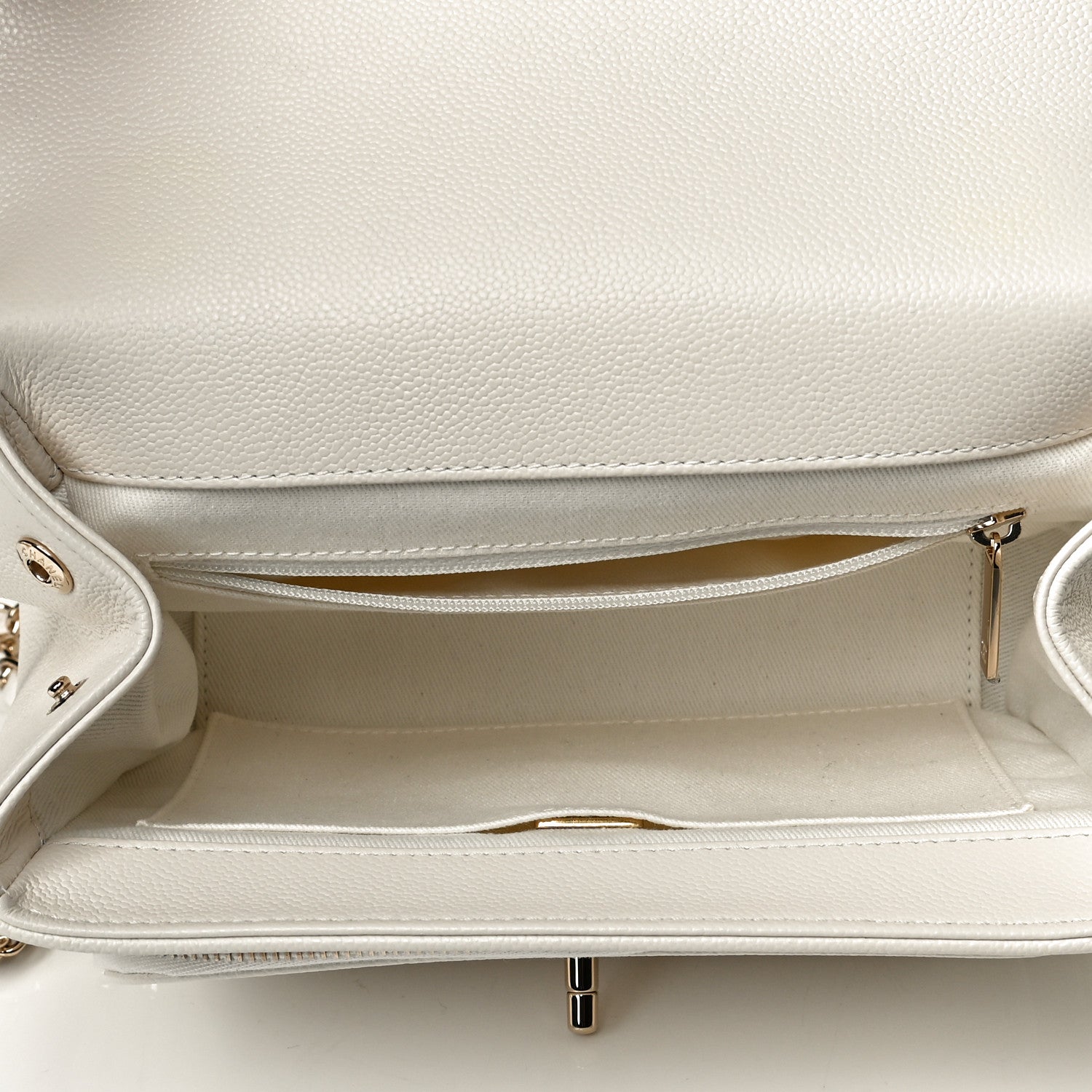 Chanel Caviar Quilted Medium Business Affinity Flap White 5 of 11