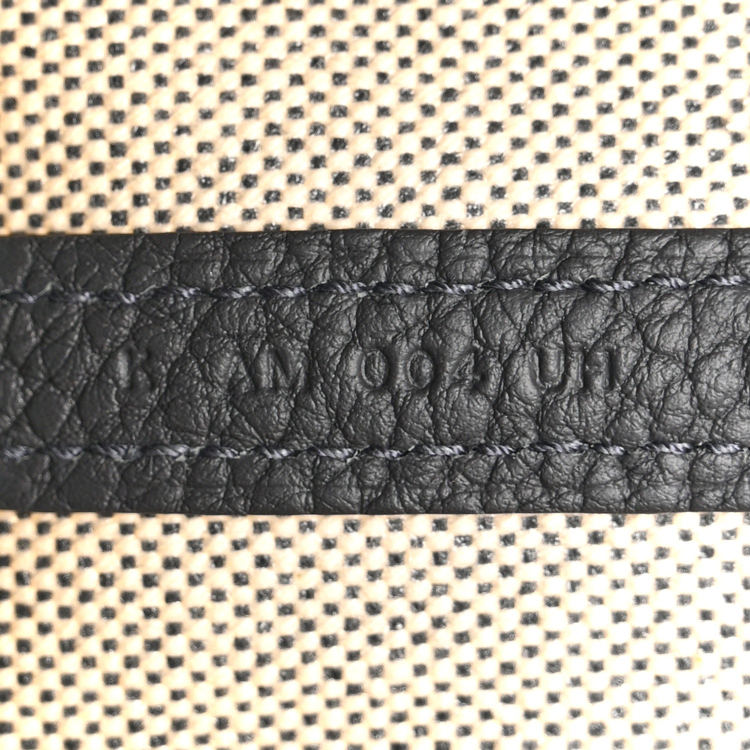 ひ*り様 HERMES ブラック ホワイト スヌード　アンゴラ DSC08675_1600x.jpg?v=1713487634