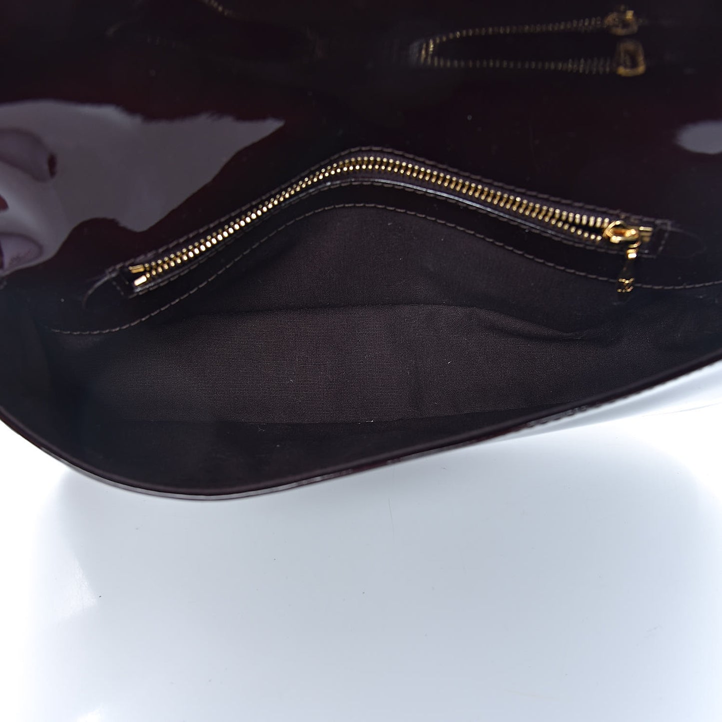Patent Sobe Clutch Amarante