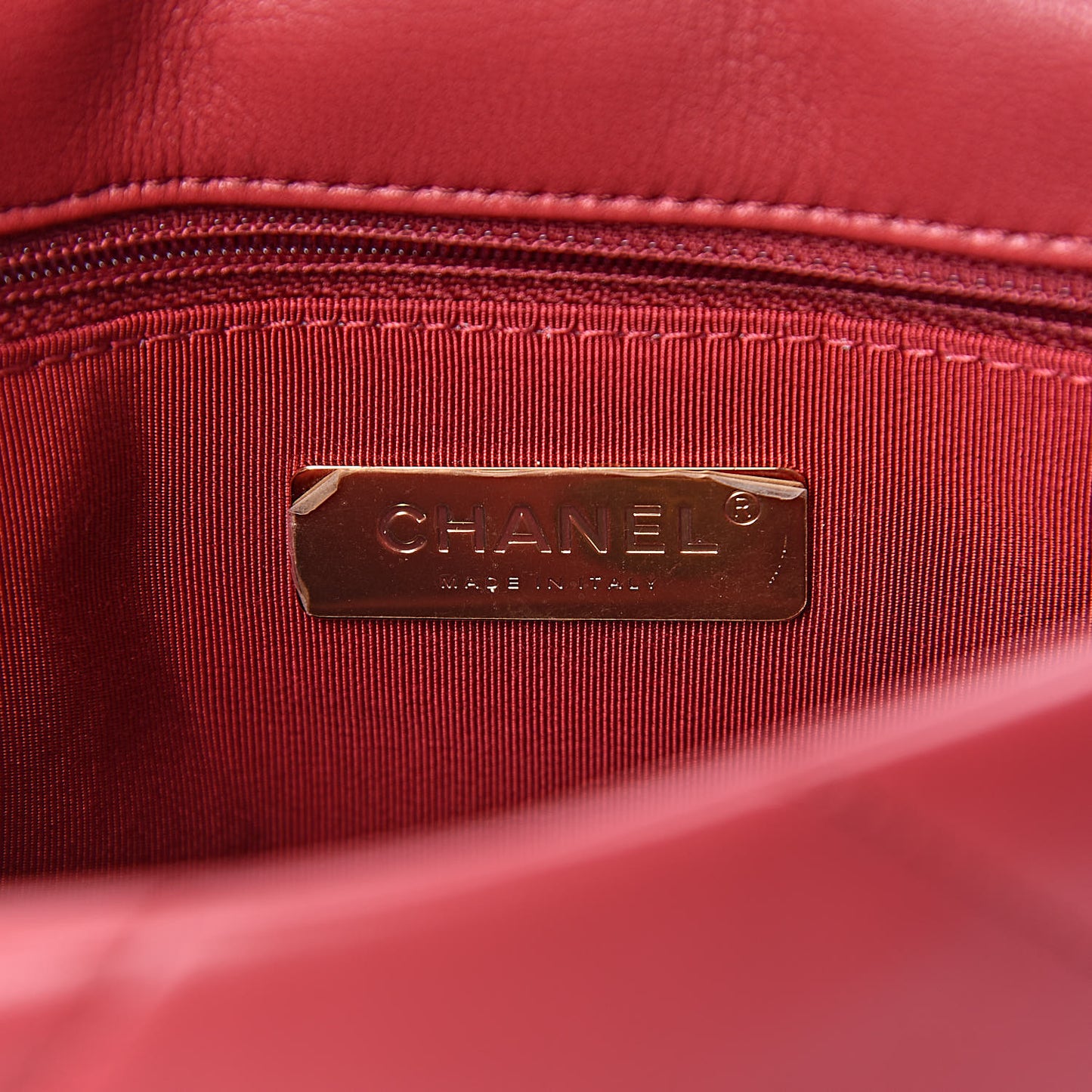 Lambskin Quilted Medium 19 Flap Red