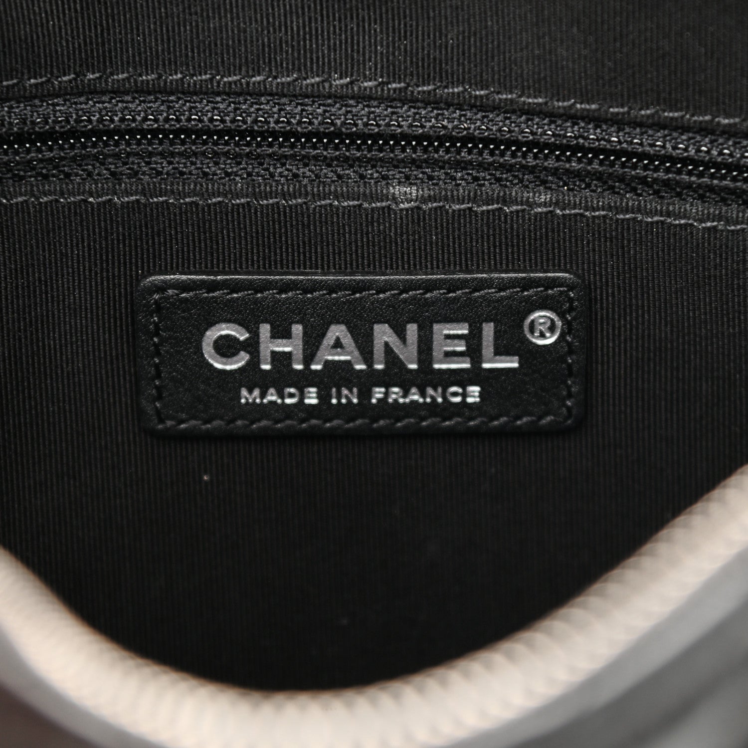 Chanel Aged Calfskin Quilted Large Working Vibe Camera Case Black 5 of 10