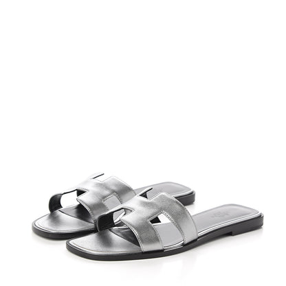 Hermes Metallic Epsom Oran Sandals 39 Gris Argente 3 of 10