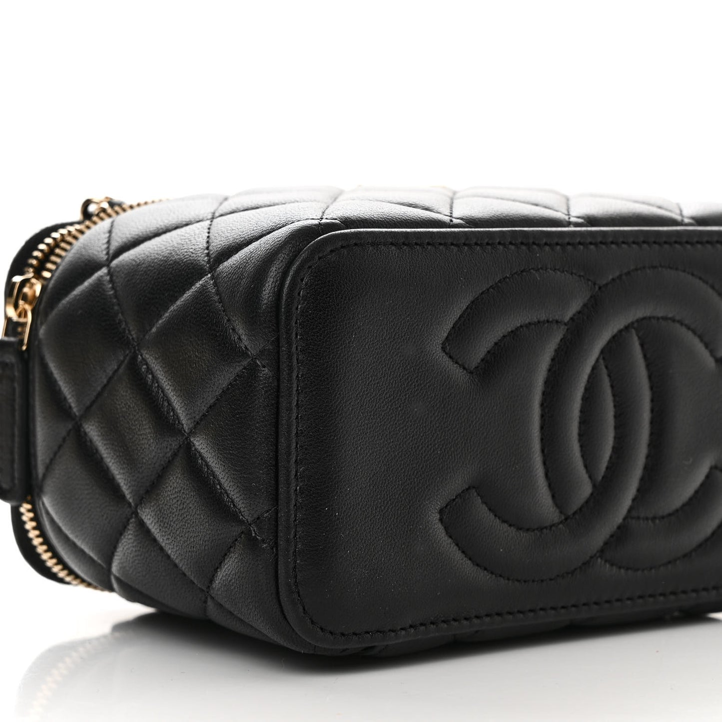 Lambskin Quilted Small Top Handle Vanity Case With Chain Black