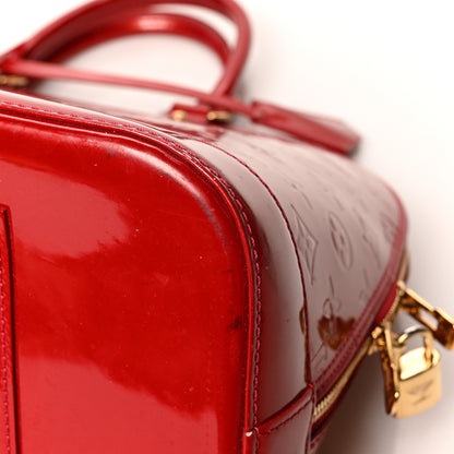 Louis Vuitton Vernis Alma GM Pomme D'Amour 8 of 17