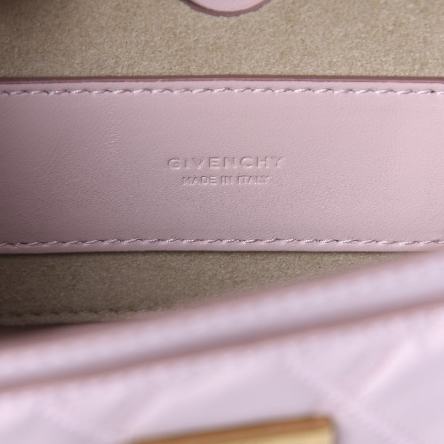 Goatskin Quilted GV3 Mini Pocket Convertible Bag Pale Pink