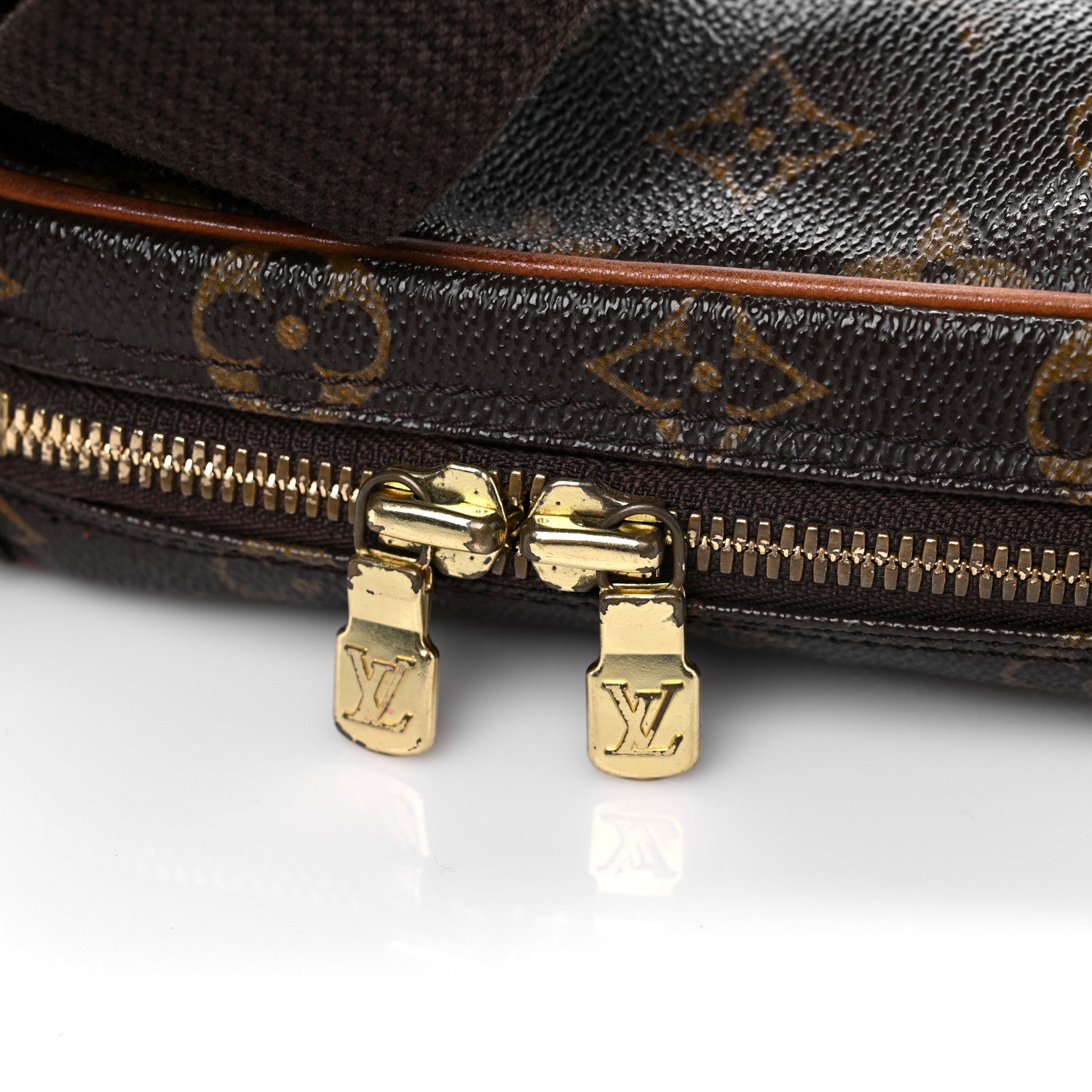 Louis Vuitton Monogram Pochette Gange 11 of 11