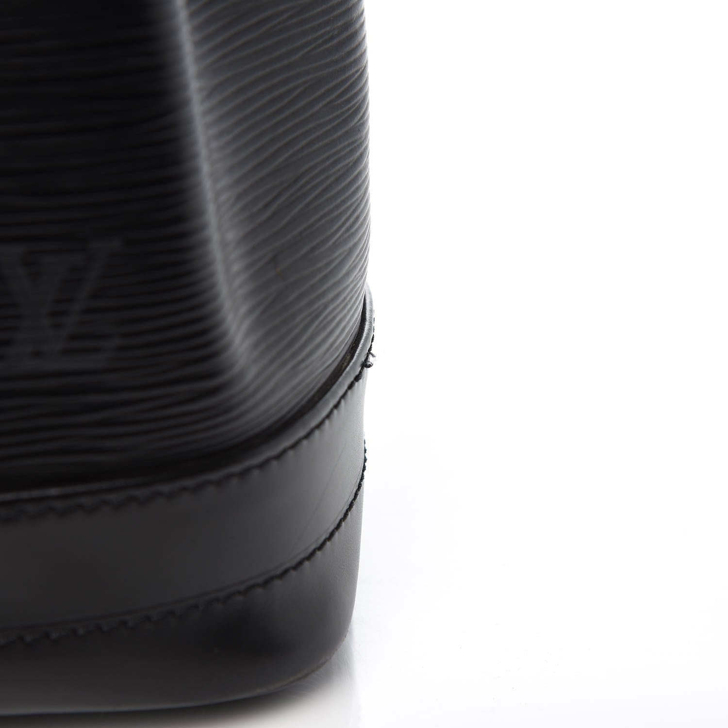 Louis Vuitton Epi Noe Black 7 of 9