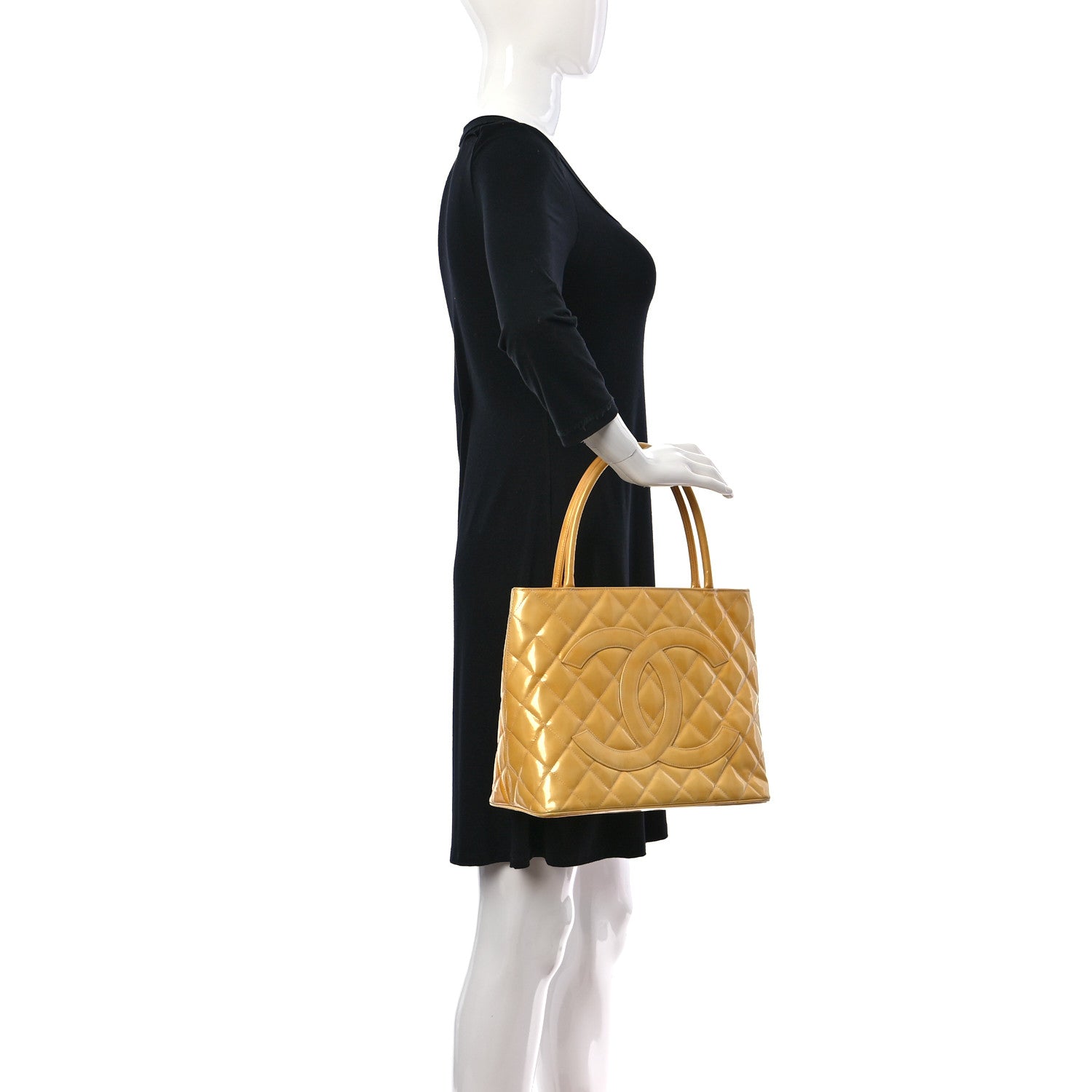 Chanel Patent Quilted Medallion Tote Yellow 2 of 32