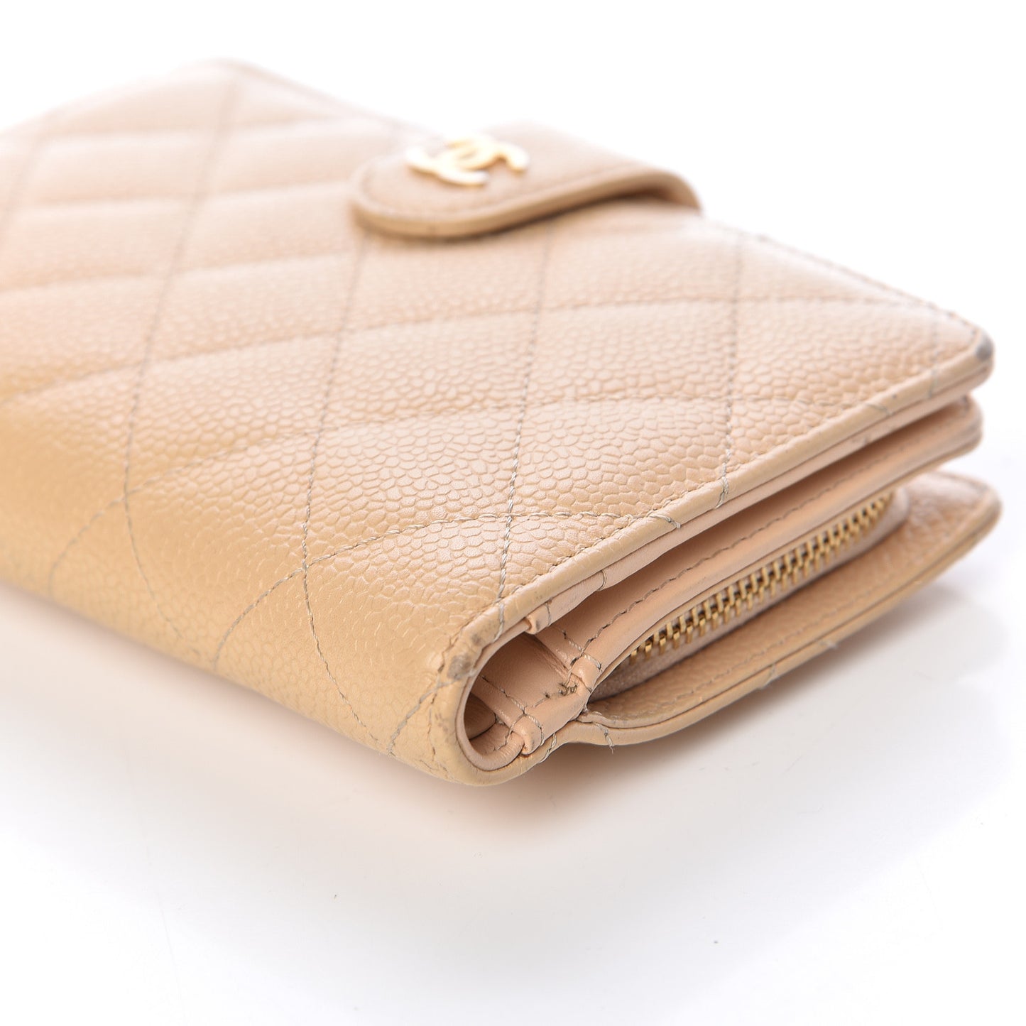 Caviar Quilted Zipped Pocket Wallet Beige